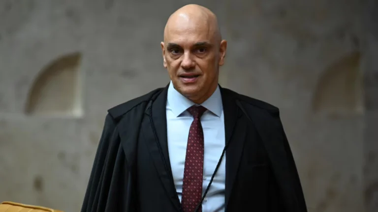 El Supremo de Brasil autoriza que un asesor de Trump visite a Bolsonaro en prisión