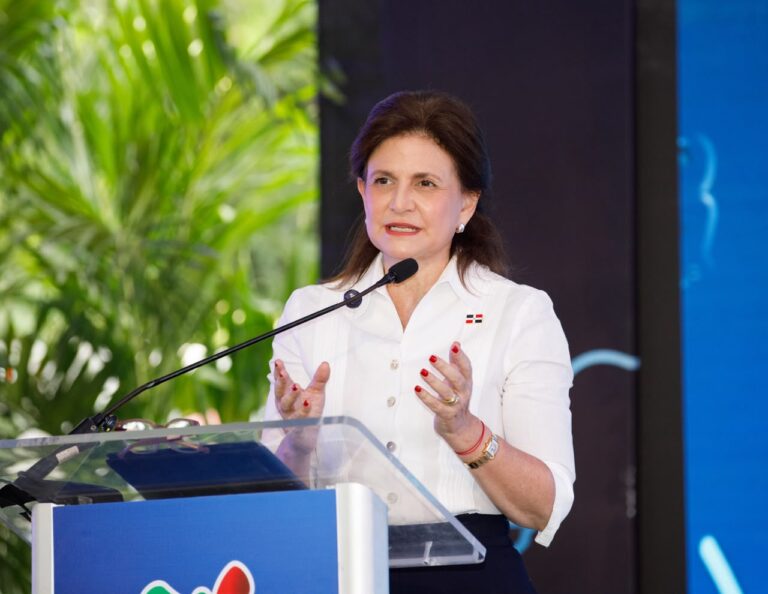Vicepresidenta Raquel Peña destaca apuesta del presidente Abinader por el desarrollo de las provincias como base del crecimiento nacional