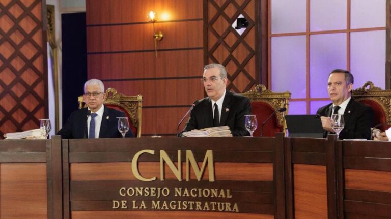 Presidente Abinader convoca al Consejo Nacional de la Magistratura para este lunes