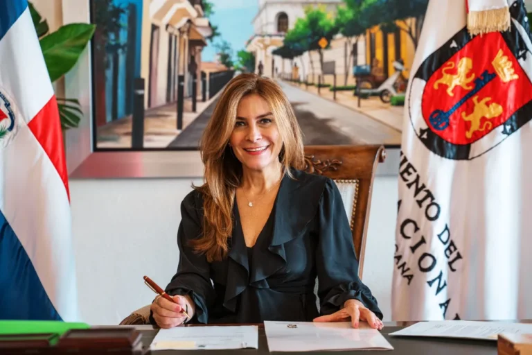 Carolina Mejía cree que cacerolazos son un ejercicio democrático al que Gobierno debe prestar atención