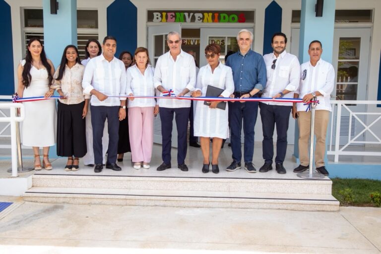 Presidente Abinader fortalece la atención a la primera infancia con la inauguración del CAIPI La Alboleda, en La Vega, que beneficiará a más de 600 niños y niñas