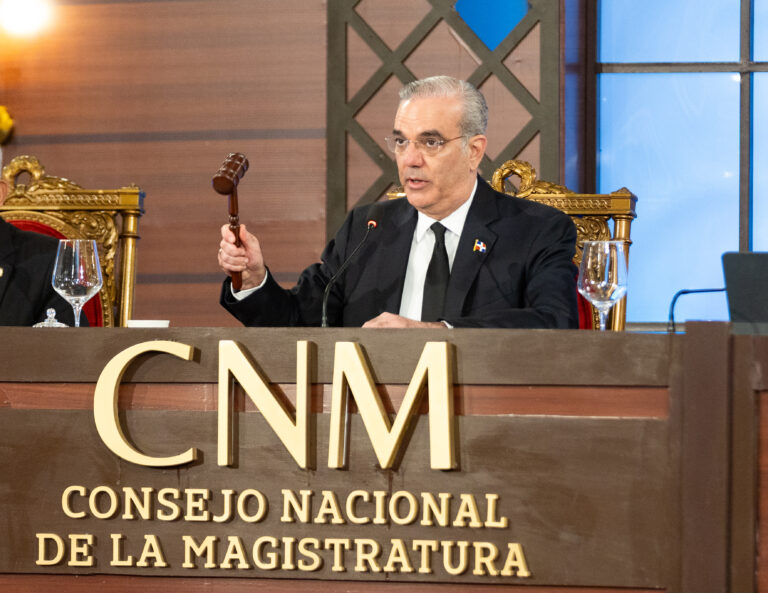 Presidente Abinader da inicio a sesión de entrevistas públicas a siete jueces de la Suprema Corte de Justicia