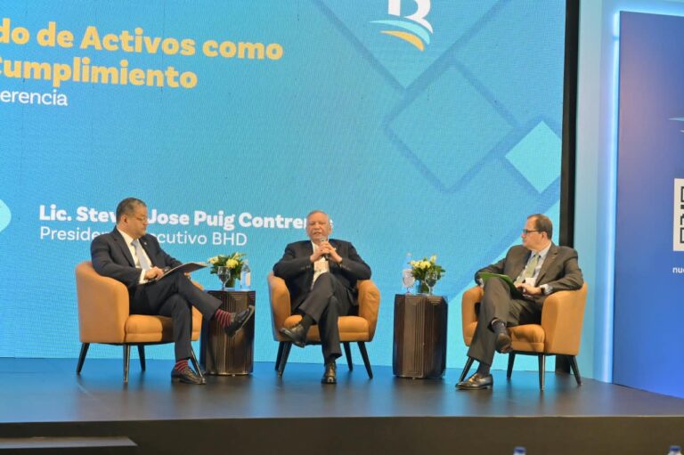 Aguilera plantea que cumplimiento y negocio deben avanzar juntos en el sistema financiero