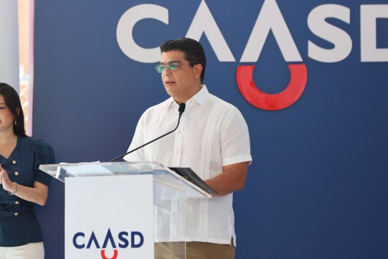 Pastor Teófilo Rodríguez: “Esperamos 50 años y hoy gracias al presidente Luis Abinader tenemos saneadas las cañadas de El Indio y Buenos Aires de Herrera que beneficiarán a más de 25 mil personas