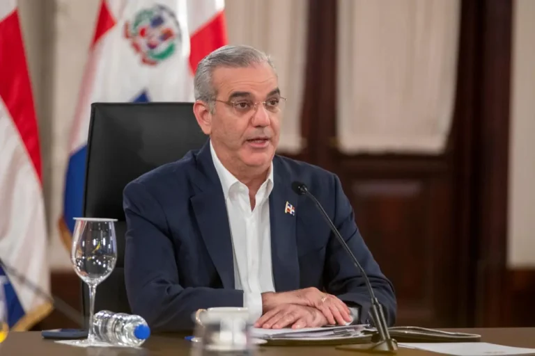 Presidente Abinader emite decreto 719-26 que regula la zafra azucarera 2026-2027 y garantiza el abastecimiento nacional e internacional